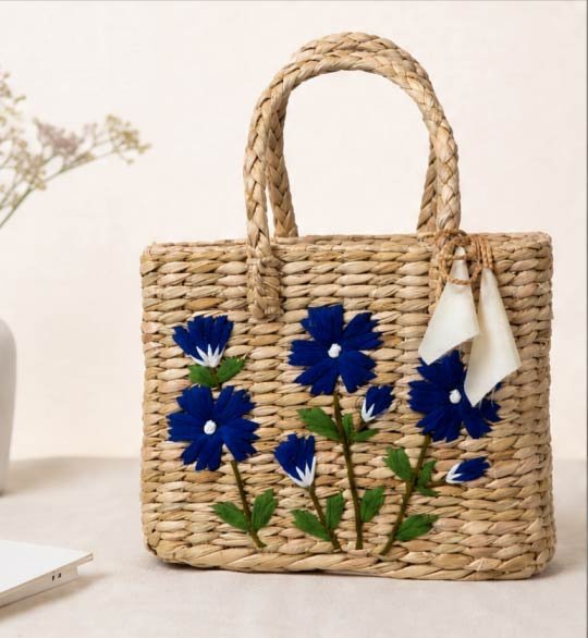 Blue Daisy - Image 4